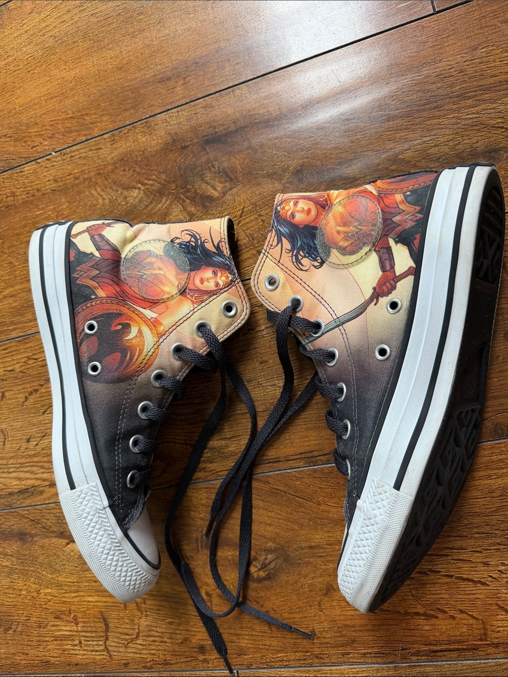 Converse Wonder Women edition